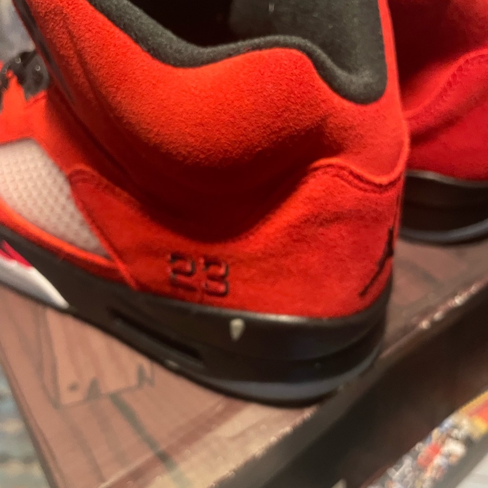 Jordan 5 Raging Bull - Picture 5 of 7